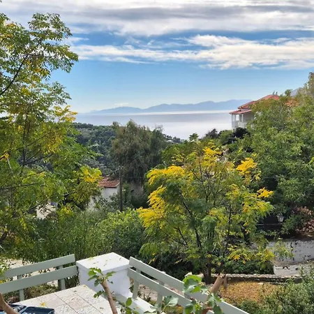 Nefeli Traditional House * Alónnisos