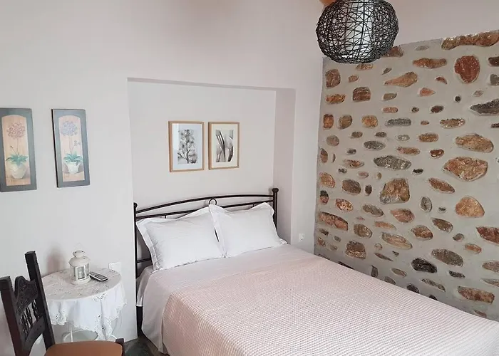 Nefeli Traditional House